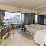 303 First Beach - Clifton