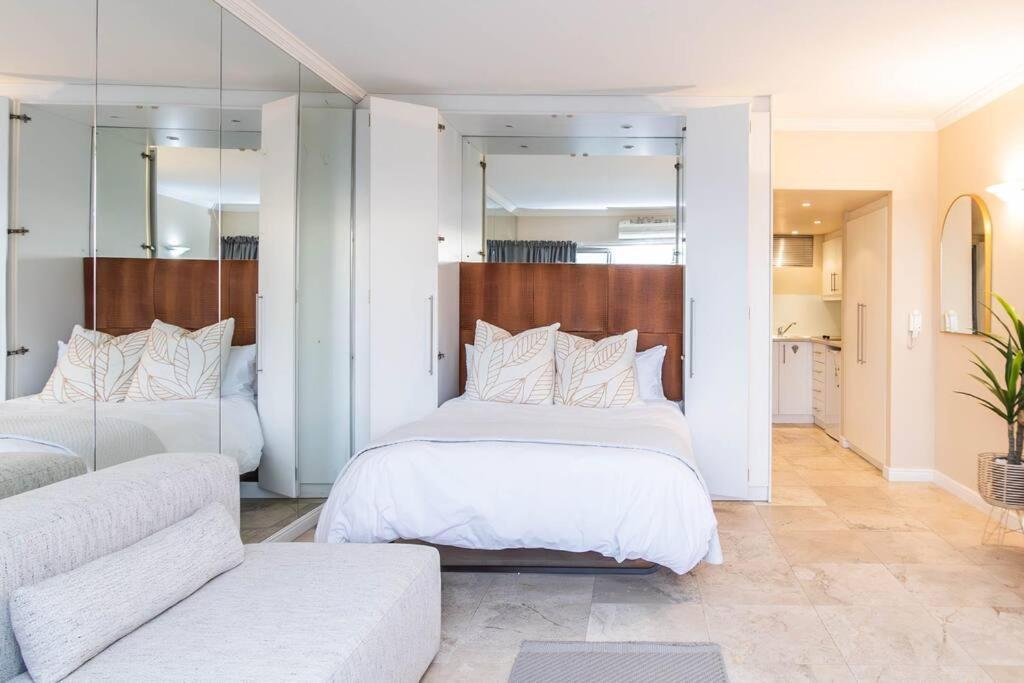 Apartment 303 First - Clifton